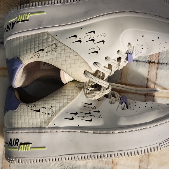 Nike Air Force 1 Sage in White, Purple and Volt - Picture 5 of 5